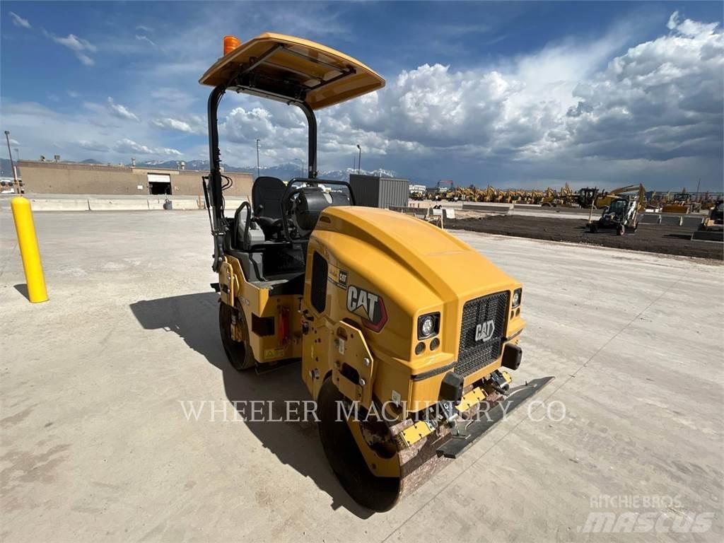 CAT CB2.5 GC 雙輪滾壓機
