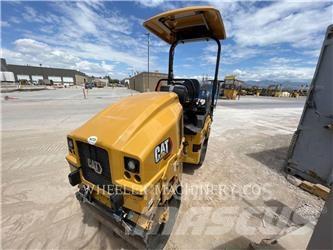 CAT CB2.5 GC 雙輪滾壓機