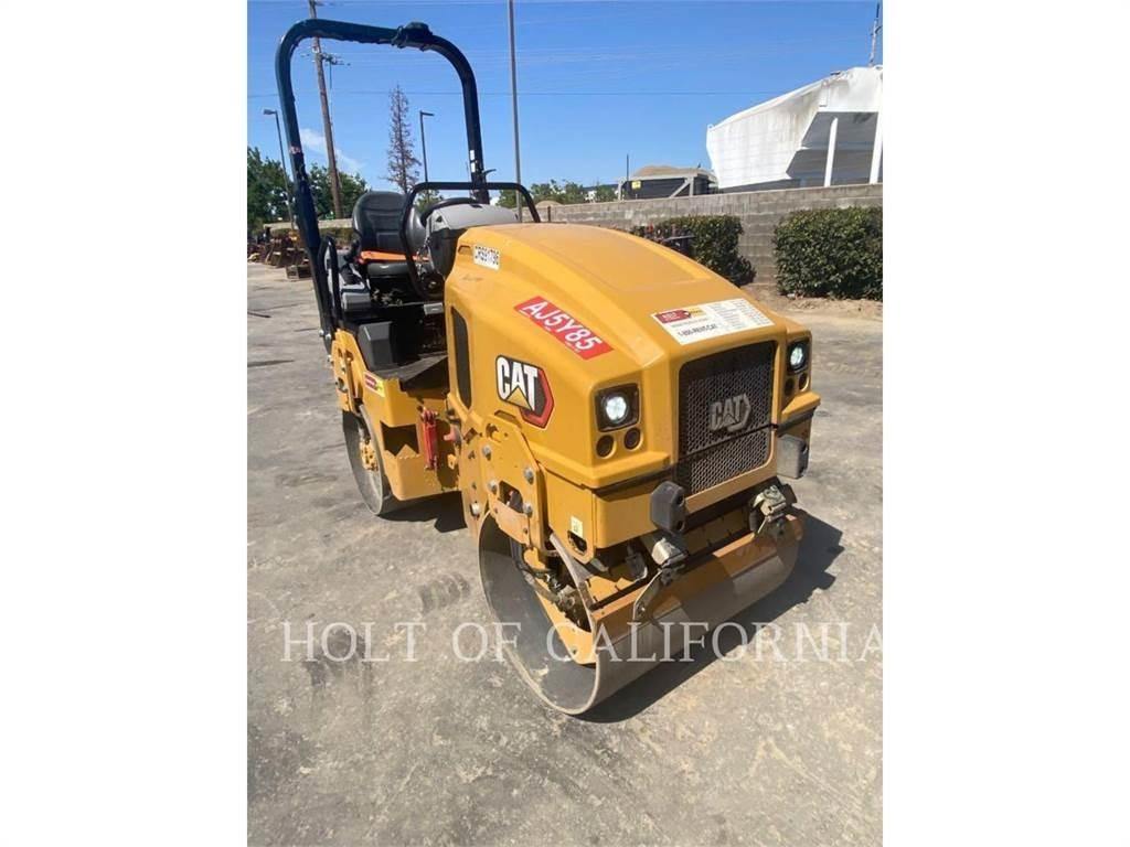 CAT CB2.5 GC 土壤壓實機