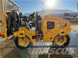 CAT CB2.5 GC 雙輪滾壓機