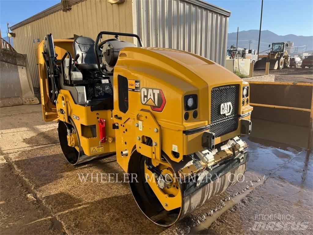 CAT CB2.5 GC 雙輪滾壓機