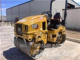 CAT CB2.7 GC 土壤壓實機