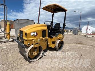 CAT CB2.7 GC 雙輪滾壓機