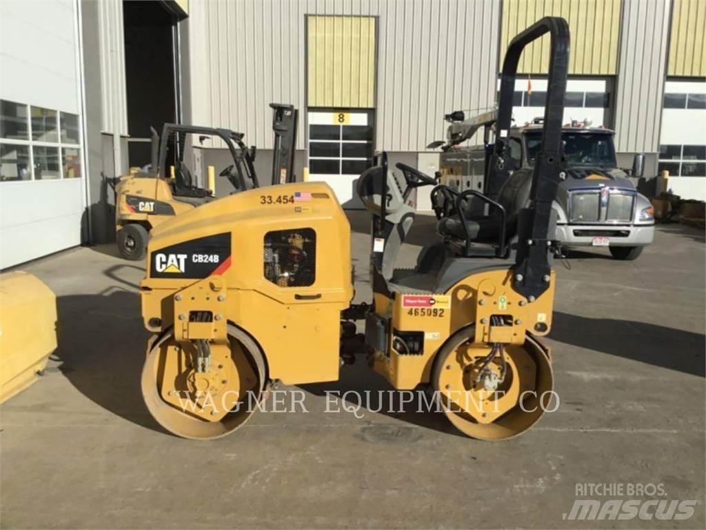 CAT CB24B 土壤壓實機