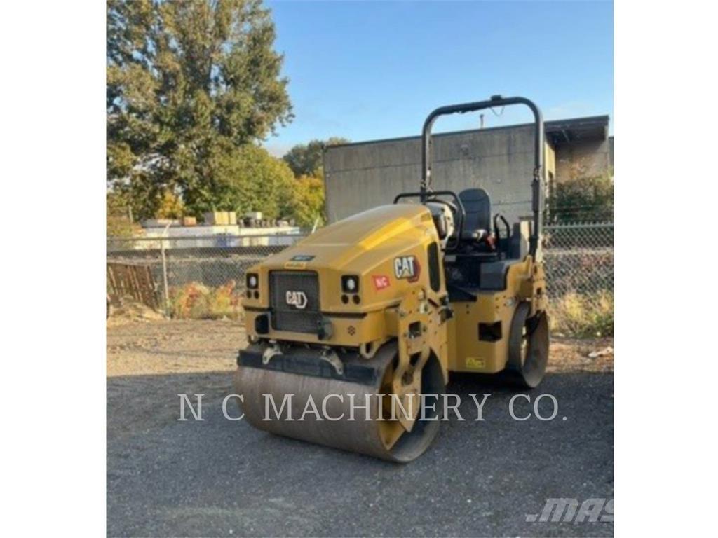 CAT CB4.0 瀝青攤舖機/鋪路機