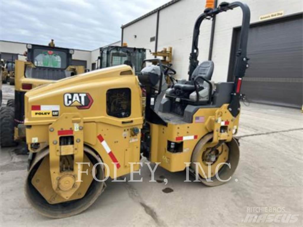 CAT CB4.0-03 雙輪滾壓機