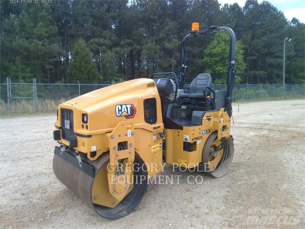 CAT CB4.0-03 雙輪滾壓機