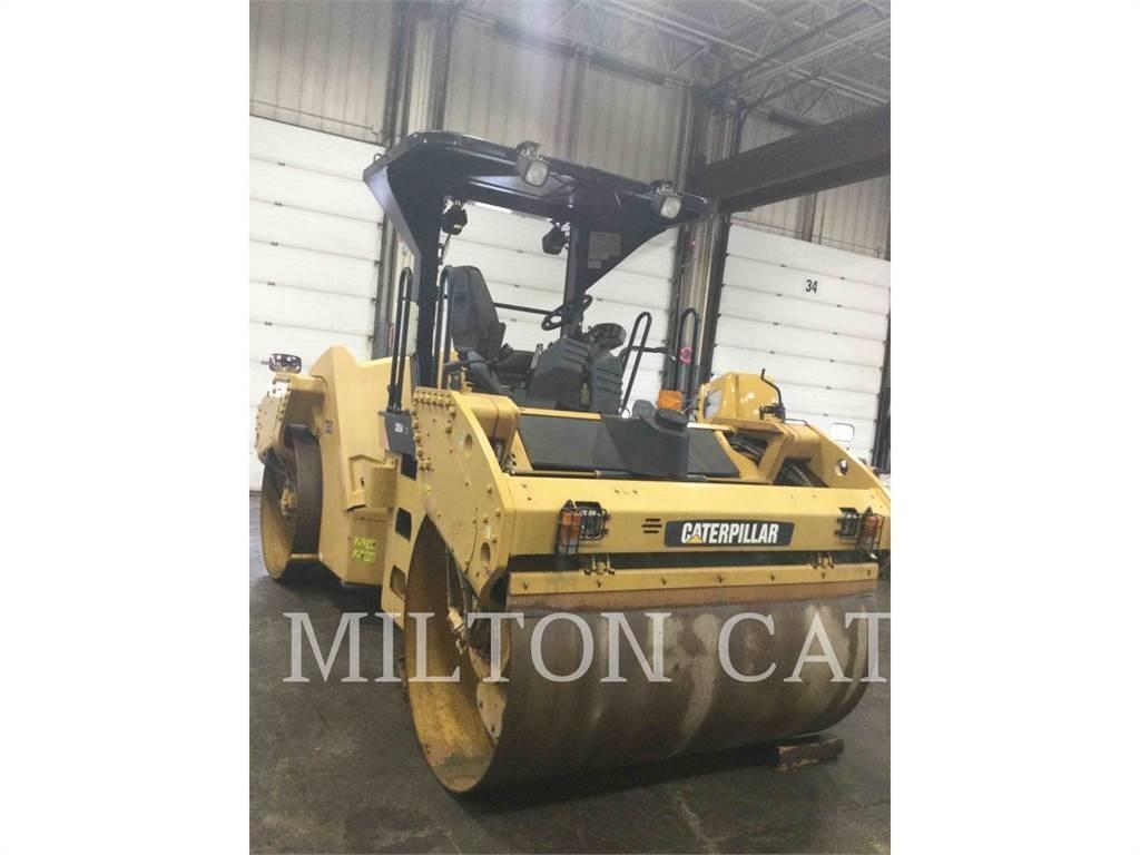 CAT CB54 XW 土壤壓實機
