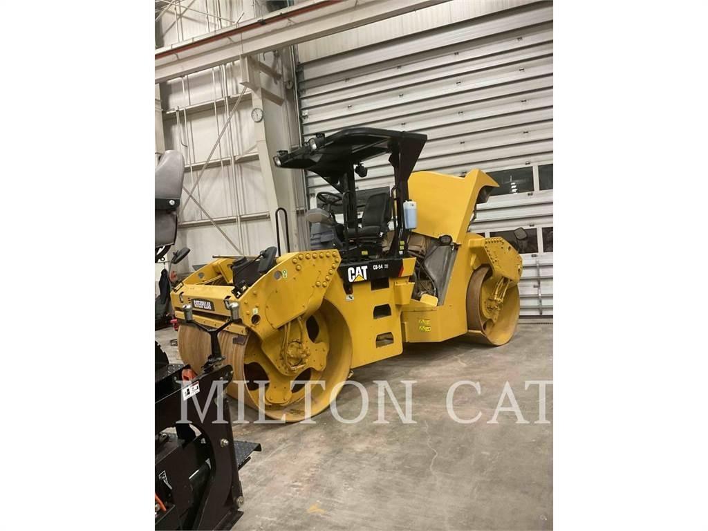 CAT CB54 XW 土壤壓實機