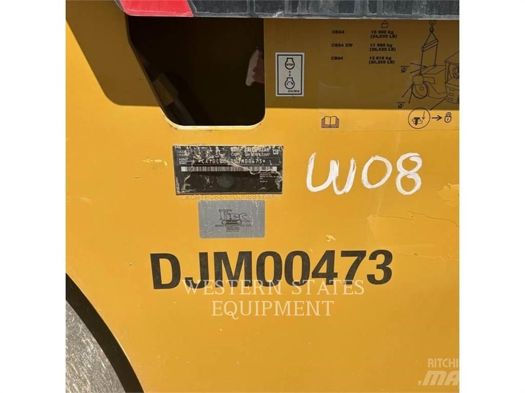 CAT CB64 雙輪滾壓機