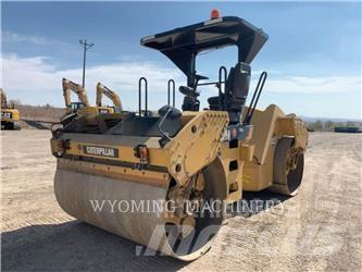 CAT CB64 土壤壓實機