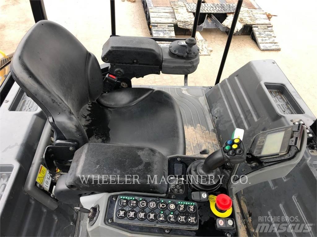 CAT CB66B CW 雙輪滾壓機