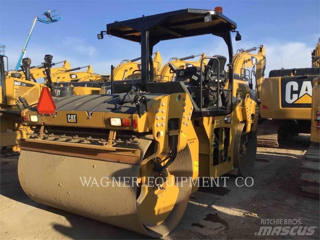 CAT CB68B 土壤壓實機