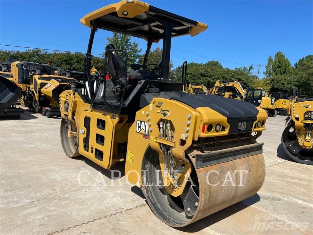 CAT CB7 瀝青攤舖機/鋪路機