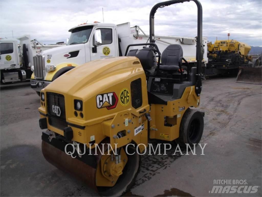 CAT CC2.7 單輪滾壓機