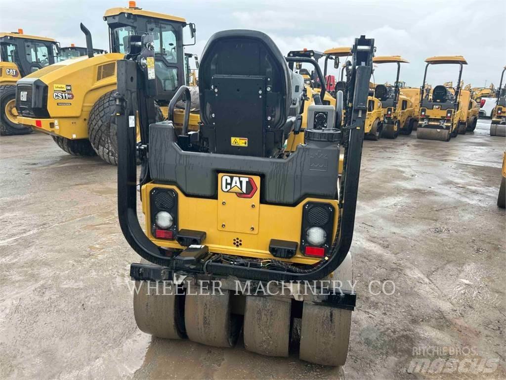 CAT CC2.7 GC 複合式滾壓機
