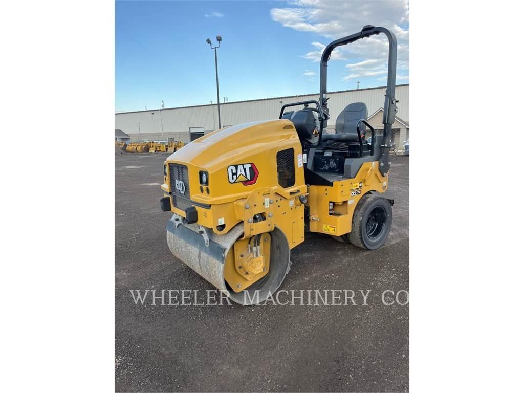 CAT CC2.7 GC 複合式滾壓機