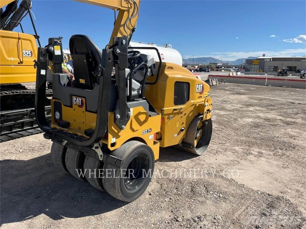 CAT CC2.7 GC 複合式滾壓機