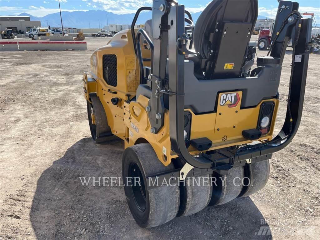 CAT CC2.7 GC 複合式滾壓機