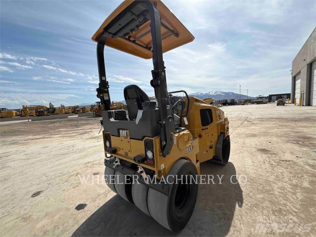 CAT CC4.0 複合式滾壓機