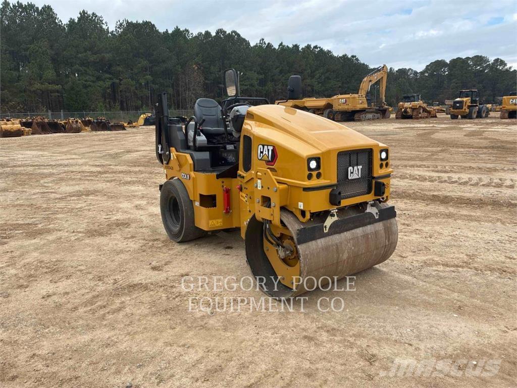 CAT CC4.003 複合式滾壓機