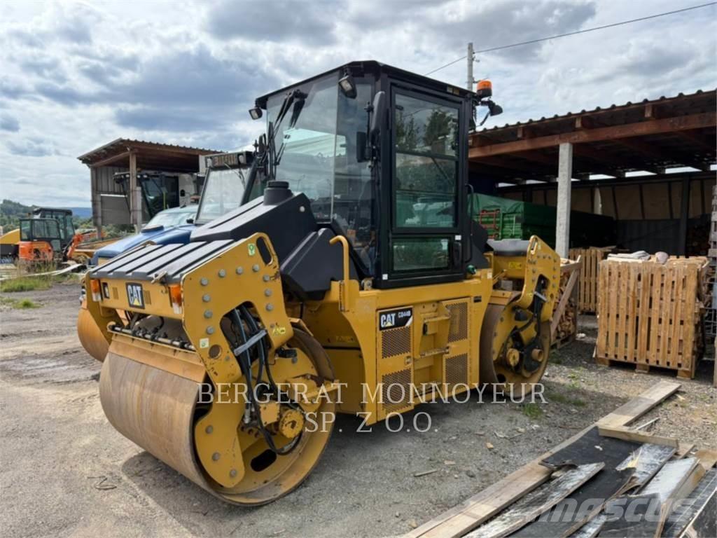 CAT CD44B 雙輪滾壓機