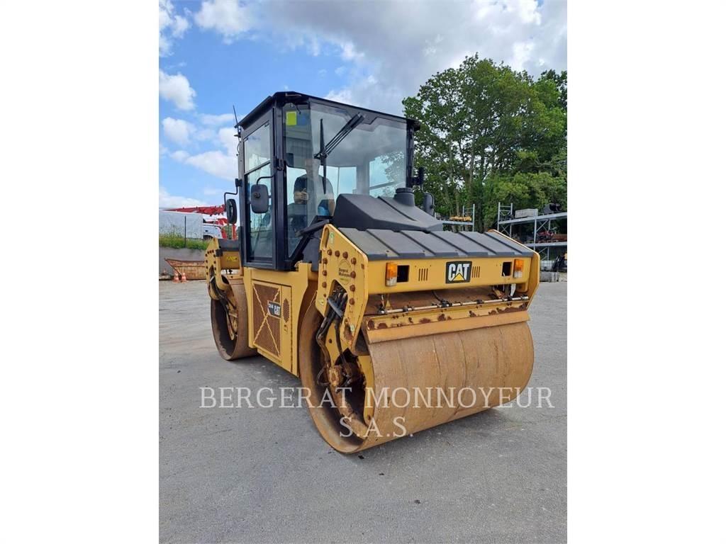 CAT CD54B 土壤壓實機