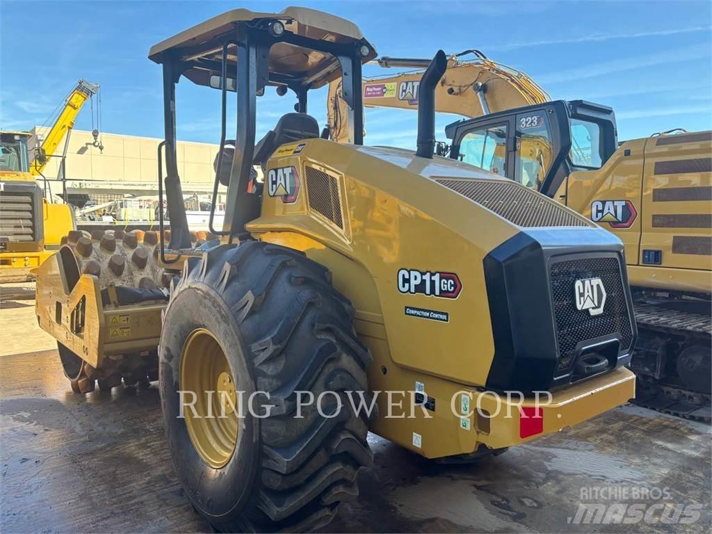 CAT CP11GC 雙輪滾壓機