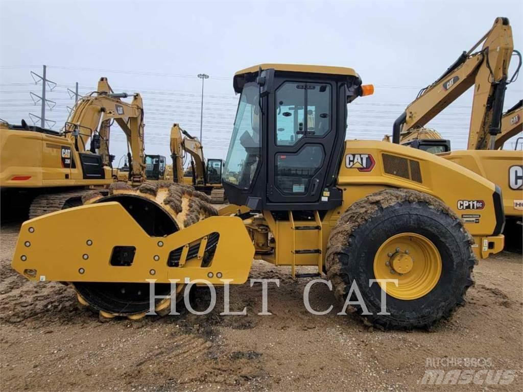 CAT CP11GC 單輪滾壓機