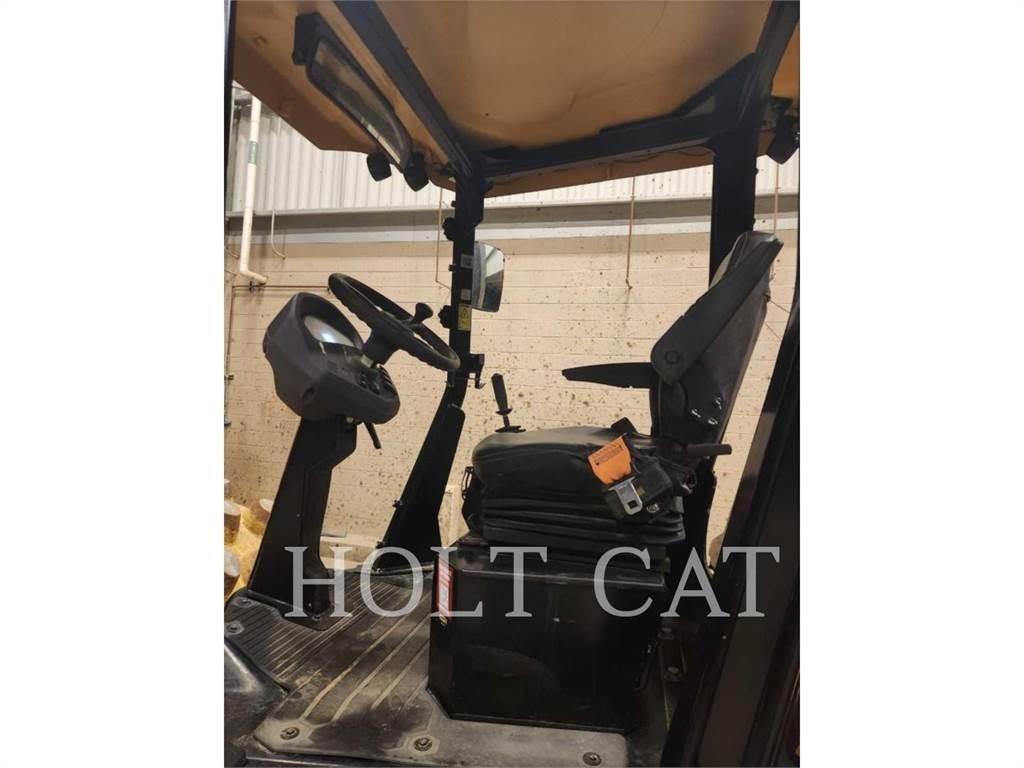 CAT CP11GC 單輪滾壓機