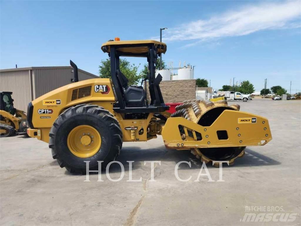 CAT CP11GC 單輪滾壓機