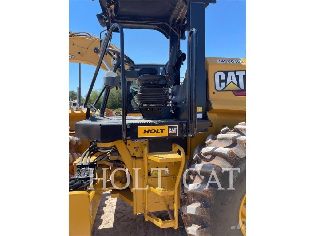 CAT CP12 單輪滾壓機
