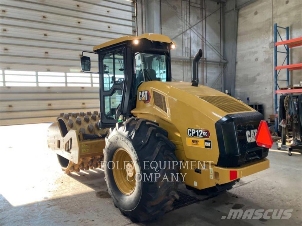 CAT CP12GC 土壤壓實機