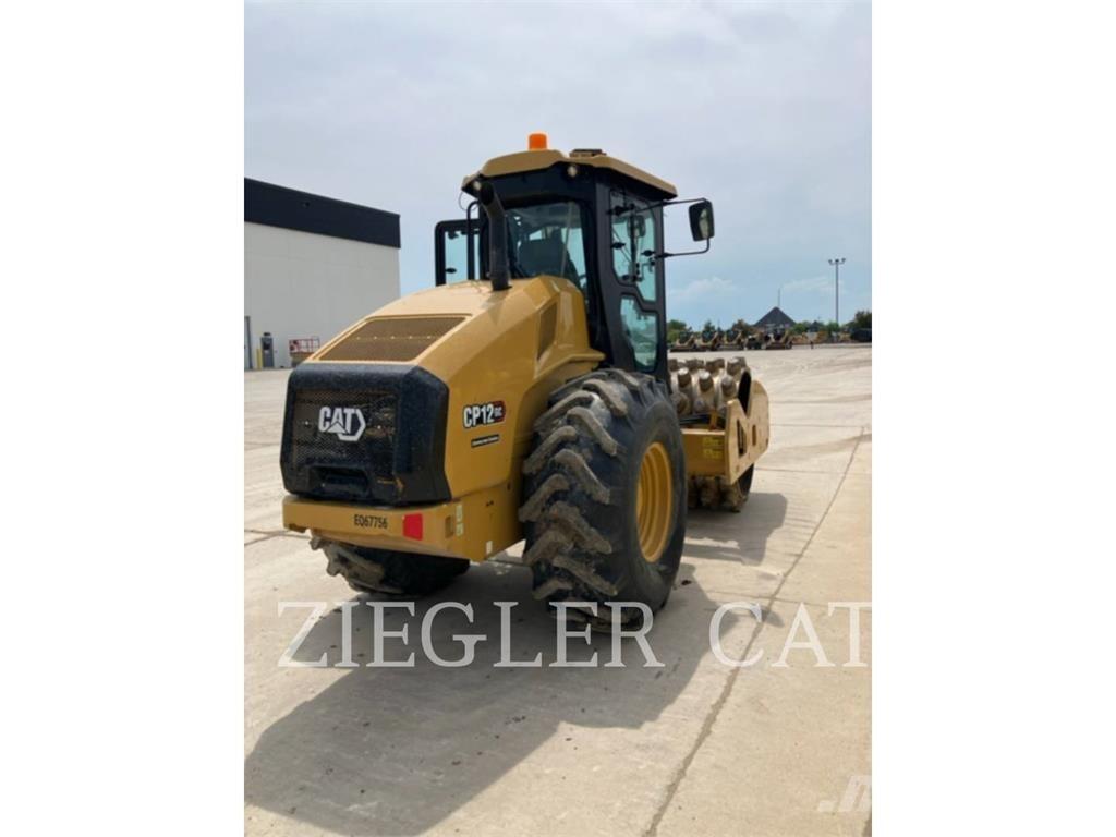 CAT CP12GC 土壤壓實機