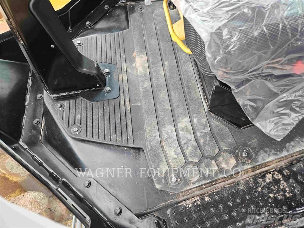 CAT CP13GC 土壤壓實機
