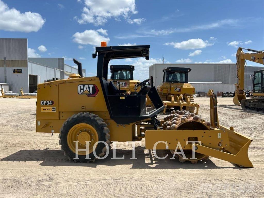 CAT CP34 單輪滾壓機