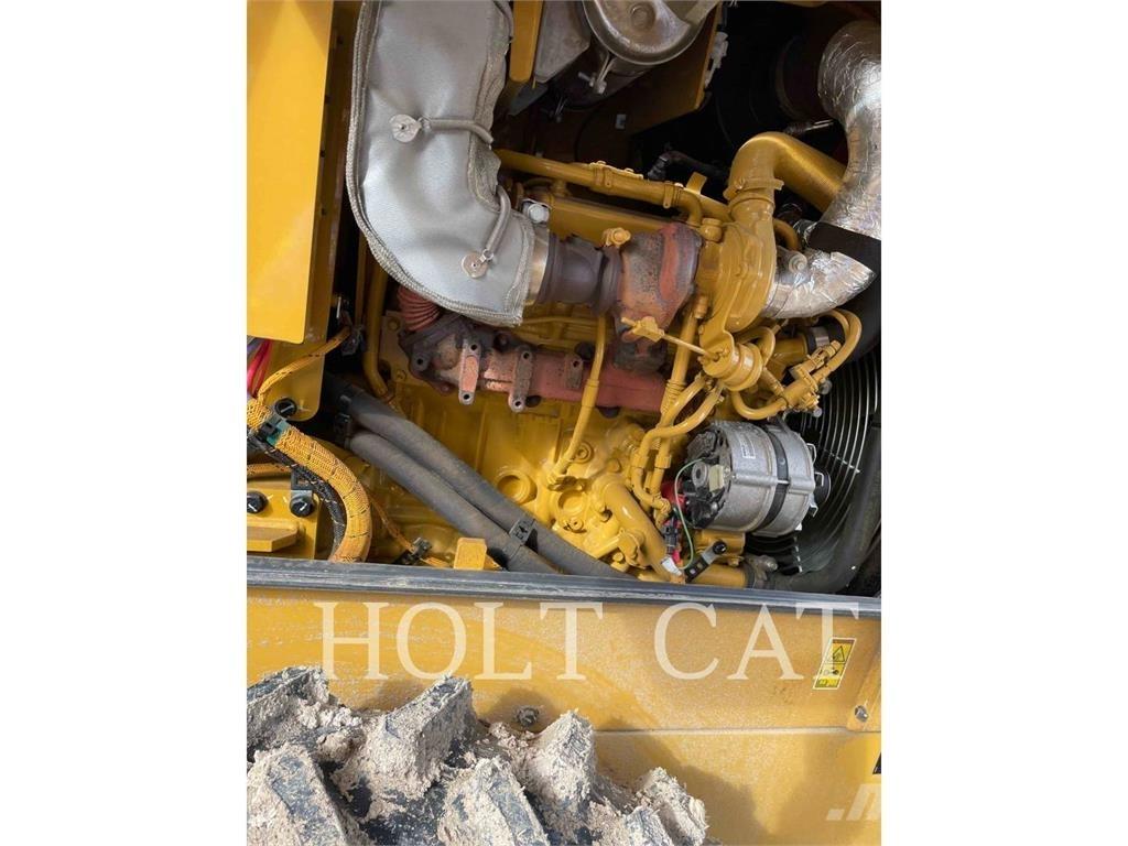 CAT CP34 單輪滾壓機