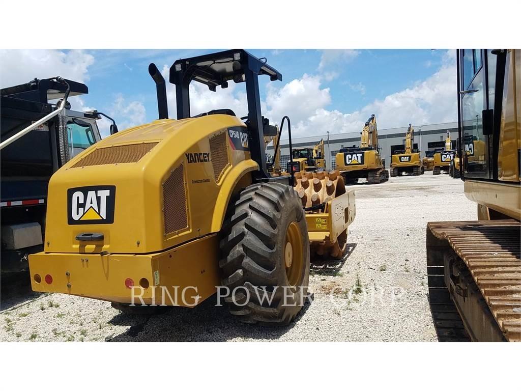 CAT CP54B 雙輪滾壓機