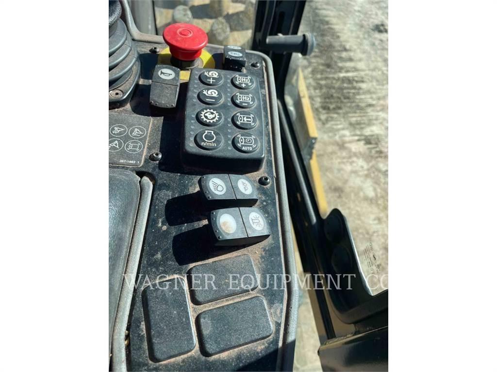 CAT CP56B 土壤壓實機