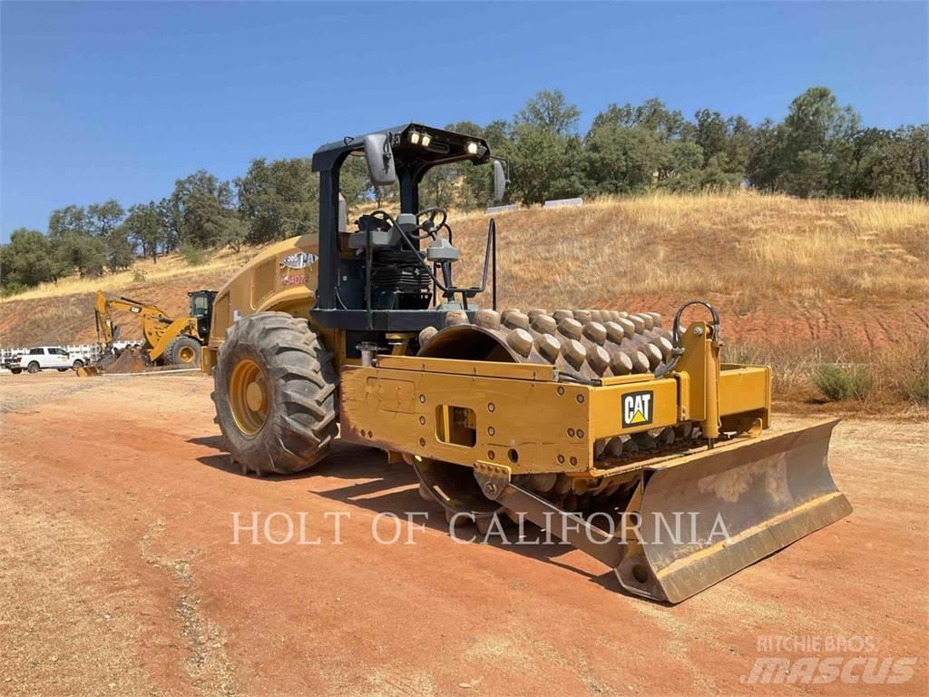 CAT CP56B 單輪滾壓機