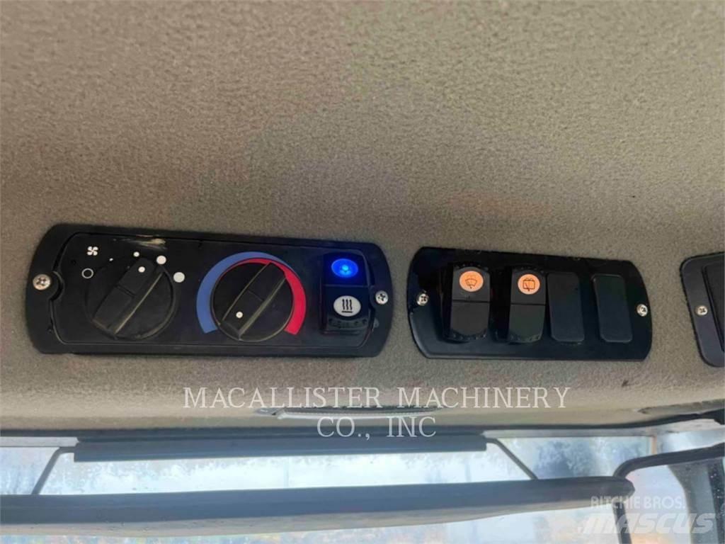 CAT CP56B 單輪滾壓機