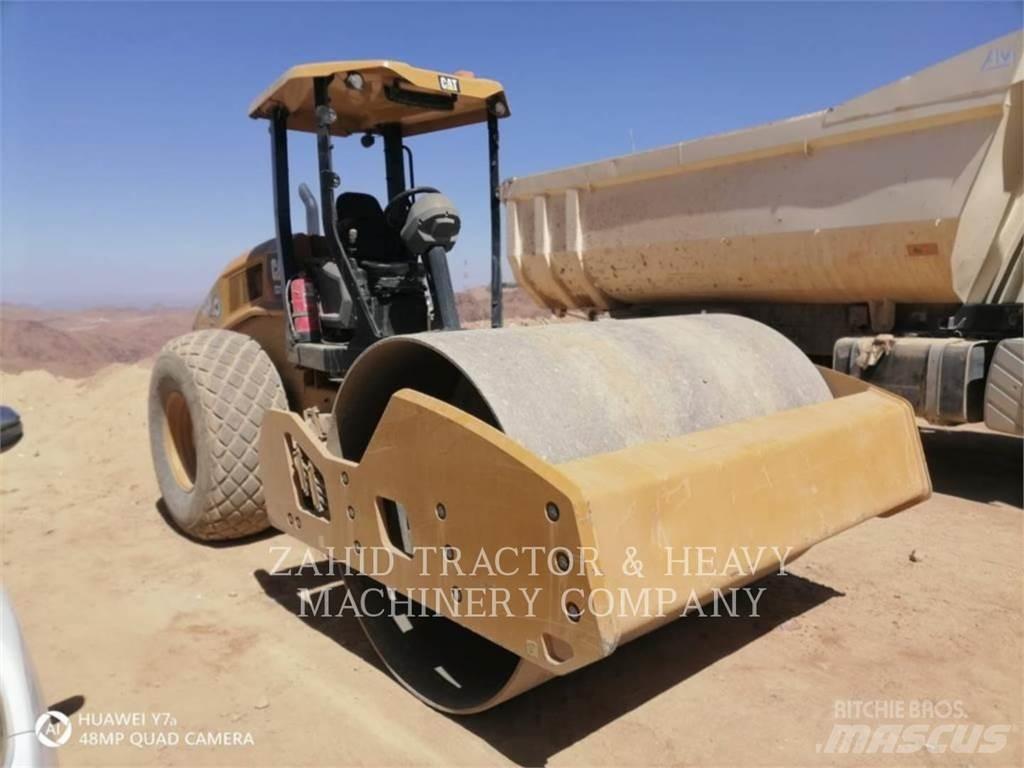 CAT CS 11 單輪滾壓機