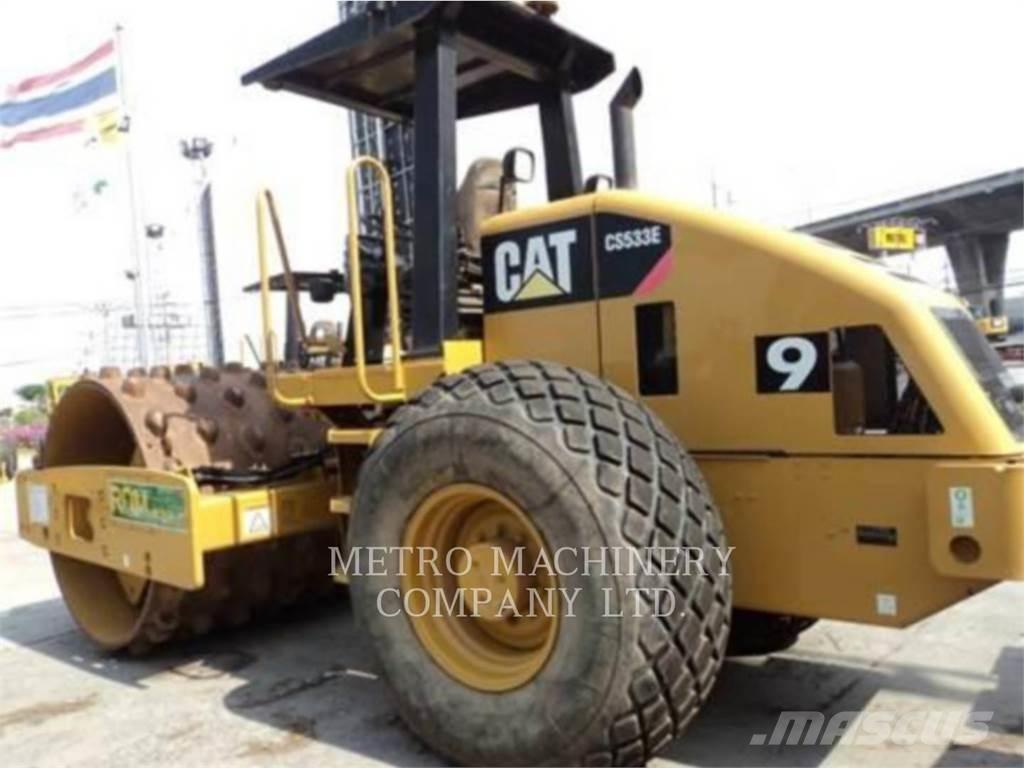 CAT CS-533E 單輪滾壓機