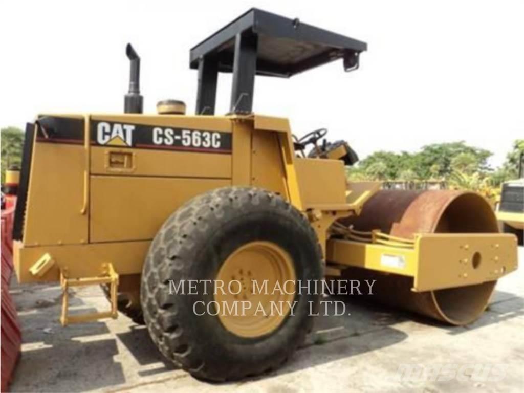 CAT CS-563CAW 單輪滾壓機