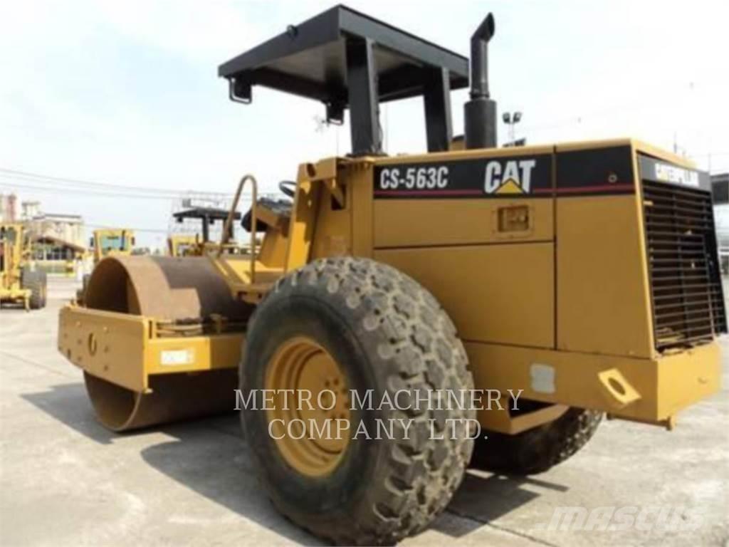 CAT CS-563CAW 單輪滾壓機