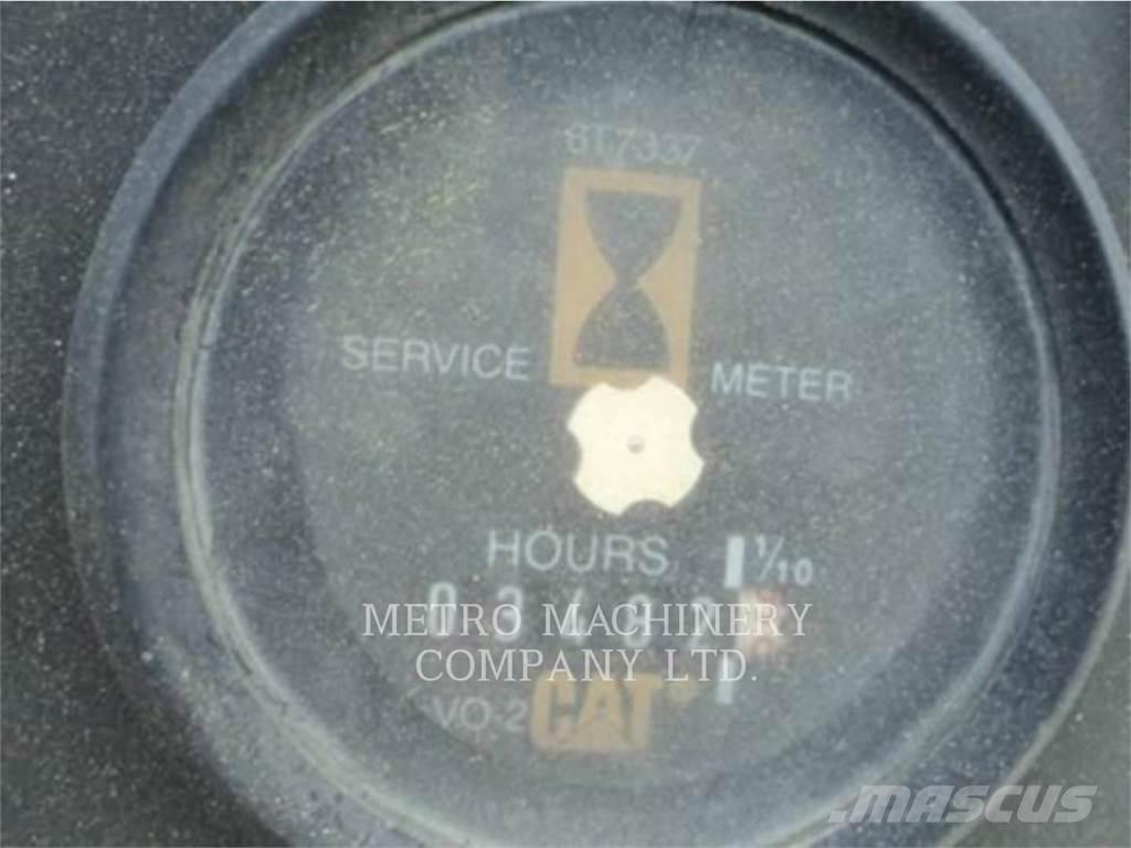 CAT CS-563CAW 單輪滾壓機