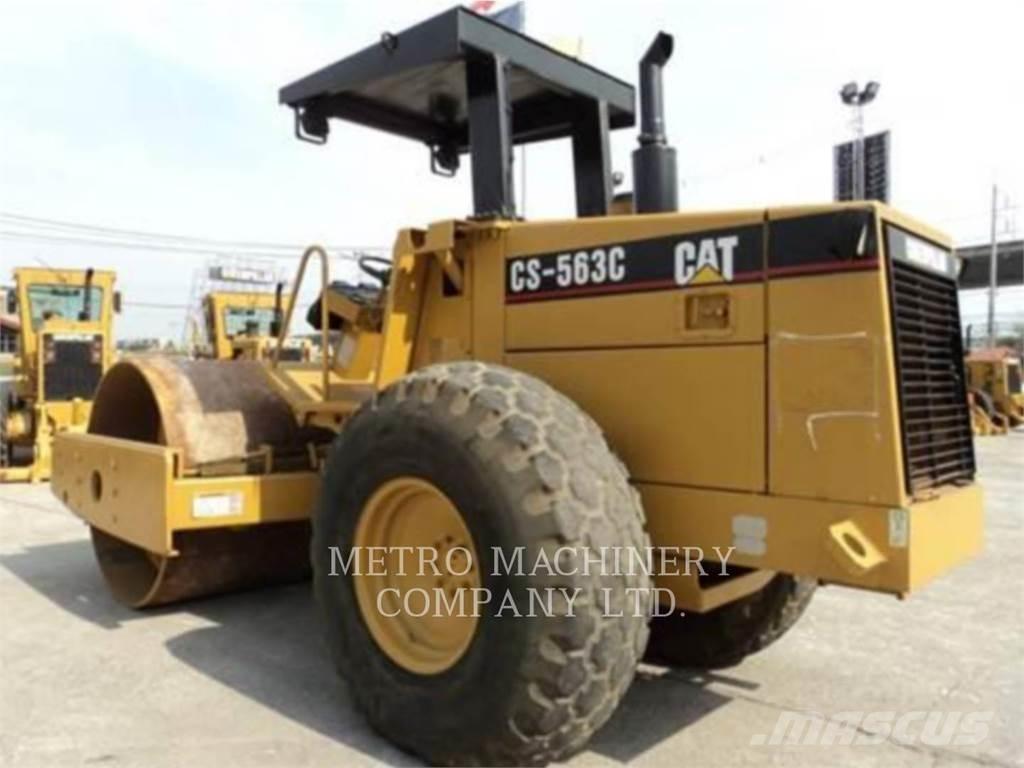 CAT CS-563CAW 單輪滾壓機