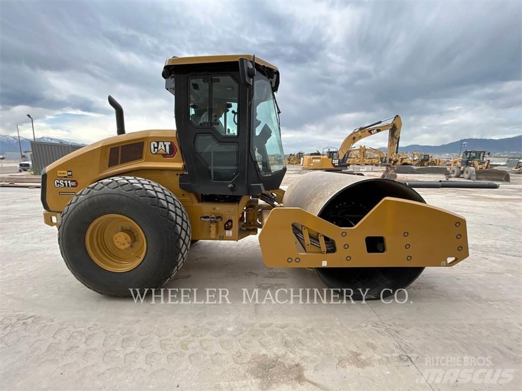CAT CS11 GC 單輪滾壓機