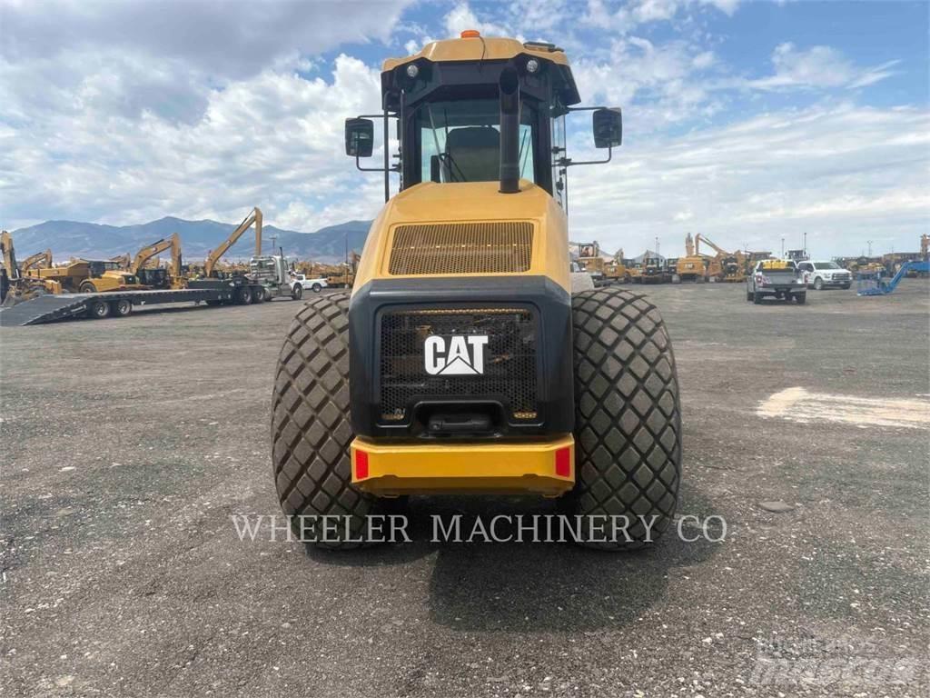 CAT CS11 GC 單輪滾壓機
