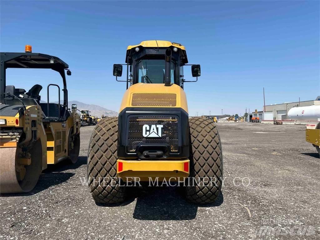 CAT CS11 GC 單輪滾壓機